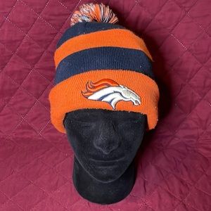 New Era Denver Broncos Pom Pom Beanie One Size Fits Most